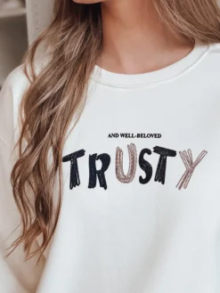 Bluzy Damskie>Dstreet Bluza damska oversize z haftem SOFTRUS ecru BY1411