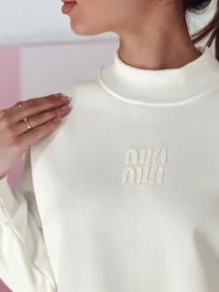 Bluzy Damskie>Dstreet Bluza damska oversize z naszywką LOVASON ecru BY1421