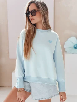 Bluzy Damskie>Dstreet Bluza damska oversize z sercami LOVELISA niebieska BY1519
