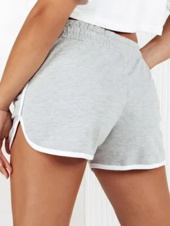 Spodenki Damskie>Dstreet Dresowe krótkie spodenki damskie TOP SPORT jasnoszare SY0406