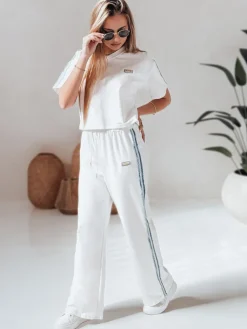 Komplety Dresowe Damskie>Dstreet Komplet damski dresowy oversize SPORT LIKE biały AY1144