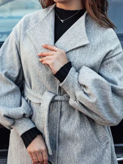 Płaszcze Damskie>Dstreet Płaszcz damski OPULENA długi z paskiem szary NY0718