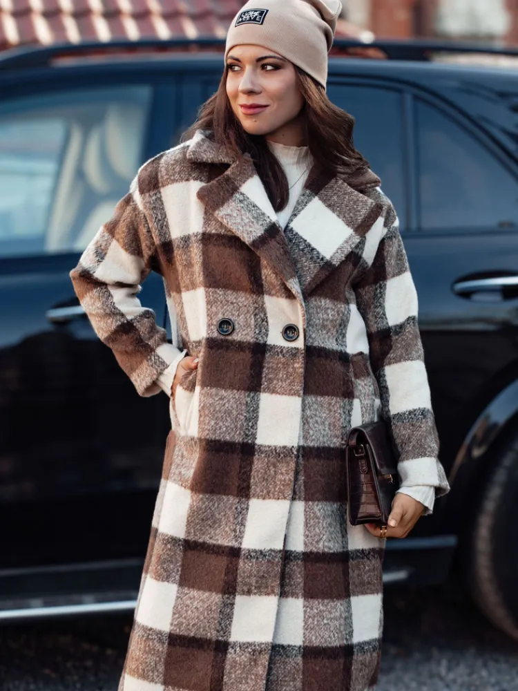 Płaszcze Damskie>Dstreet Płaszcz damski oversize MARIZZI długi w kratę beżowo-brązową NY0717