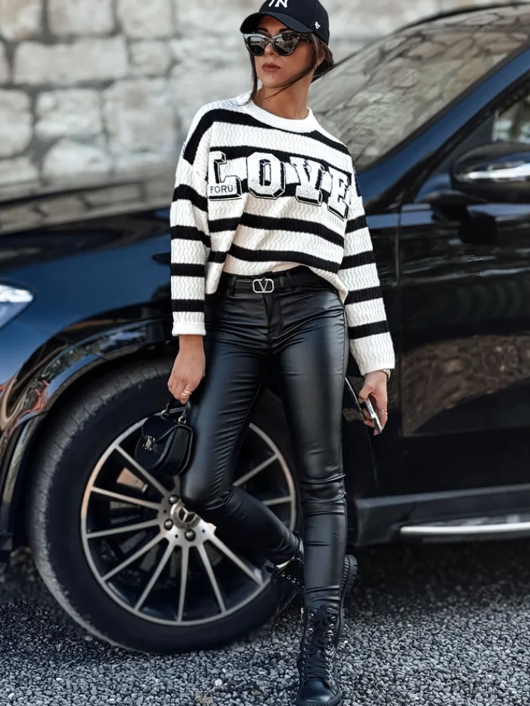 Spodnie Damskie>Dstreet Spodnie damskie GLOSSTEP woskowane czarne UY2194