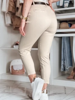 Spodnie Damskie>Dstreet Spodnie damskie slim fit z paskiem TAIRONIK jasnobeżowe UY2546