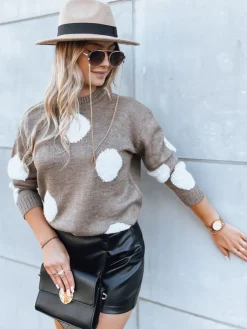 Swetry Damskie>Dstreet Sweter damski CRESCENDO brązowy MY2170