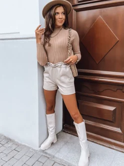 Swetry Damskie>Dstreet Sweter damski golf OASIS kamelowy MY2246