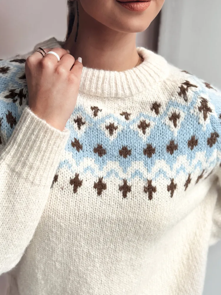 Swetry Damskie>Dstreet Sweter damski one size SKADOVA jasnobeżowy MY2351