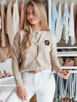 Swetry Damskie>Dstreet Sweter damski one size z haftem AMELIE beżowy MY2469