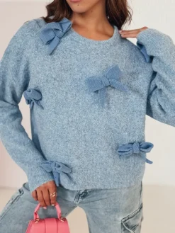 Swetry Damskie>Dstreet Sweter damski oversize BOWTONE z kokardkami niebieski MY2353