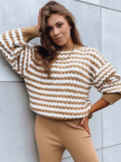 Swetry Damskie>Dstreet Sweter damski oversize DRACO kamelowy MY2206