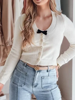 Swetry Damskie>Dstreet Sweter damskie krótki one size z kokardką LAMURE ecru MY2474